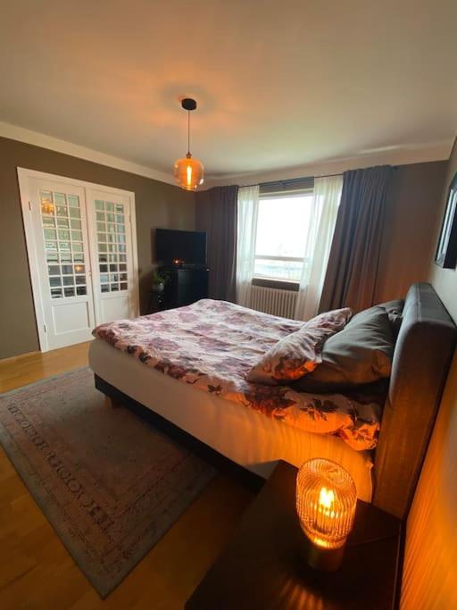 Apartment Charming Two Bedroom In Vesturbaer Donwtown Reykjavik