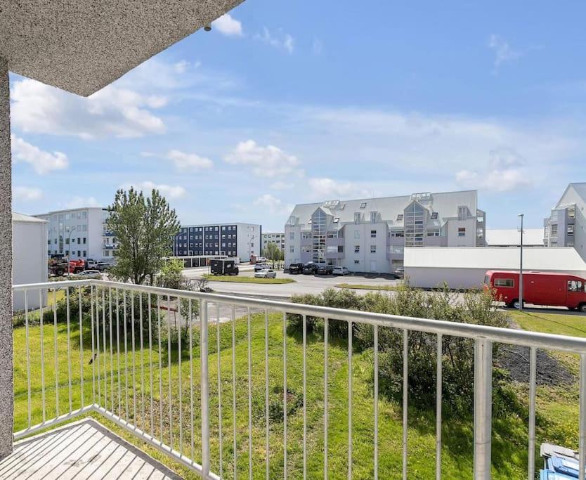 Charming Two Bedroom In Vesturbaer Donwtown Apartment Reykjavik